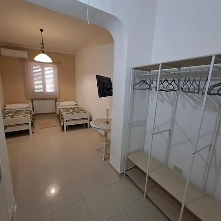 Piazza Coperta Casa * Aradeo